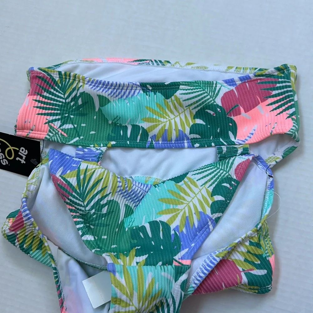 New with tags Kids 2 pieces swimming suit